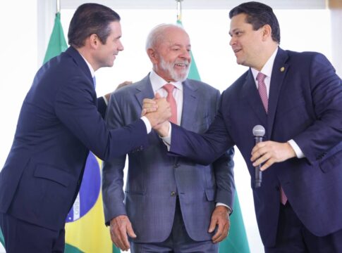 penduricalho-para-servidores:-lula-sera-aconselhado-a-evitar-briga-com-o-congresso