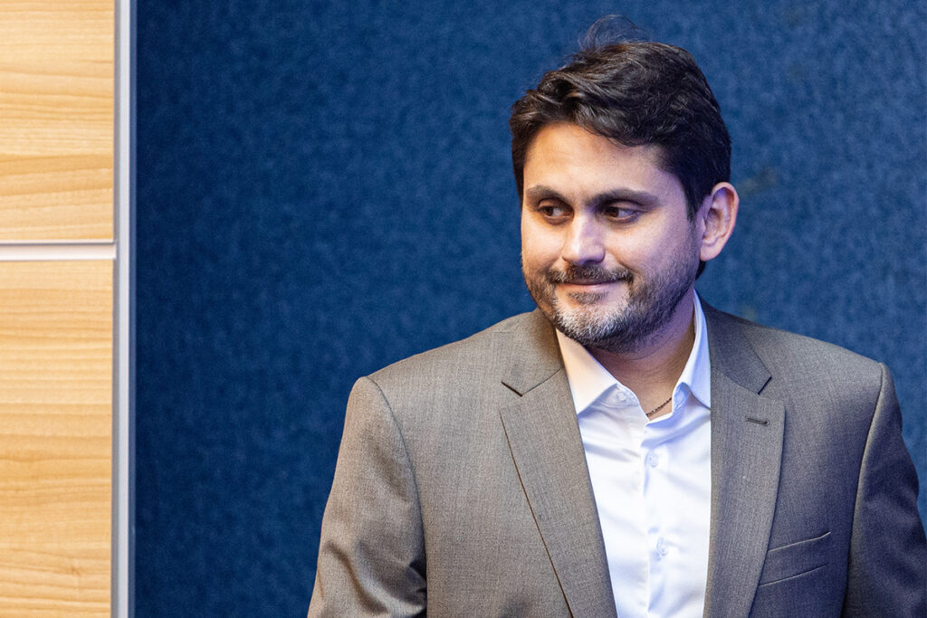 ex-ministro-de-lula-tenta-puxar-tapete-de-colega-para-comandar-ccj