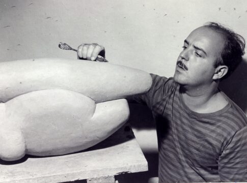 de-paris-ao-mundo:-a-formacao-internacional-de-sergio-camargo