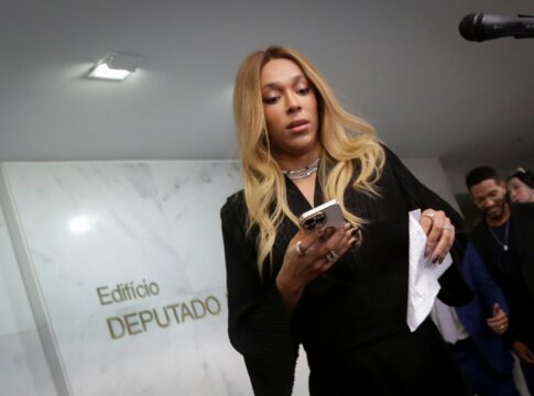 erika-hilton-aciona-tcm-por-repasse-da-prefeitura-a-evento-de-valadao
