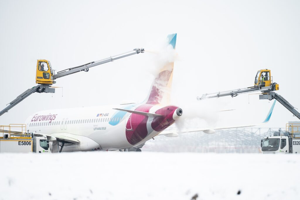 aeroporto-de-berlim-fecha-para-decolagens-por-causa-de-neve