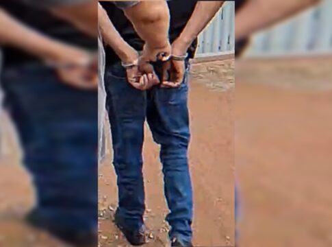 homem-ameaca-atirar-na-cara-da-ex-mulher-na-frente-do-filho