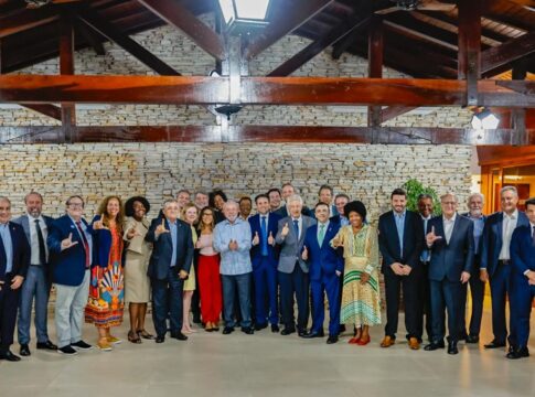 uisques-e-cachaca-premium:-os-presentes-de-deputados-a-lula