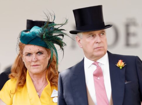 arquivos-de-epstein-expoem-relacoes-intimas-com-a-realeza-britanica