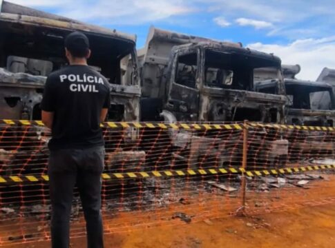 vigilante-dorme-com-cigarro-aceso-e-provoca-incendio-de-prejuizo-milionario.-video