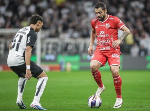 revelacoes-da-base-brilham-e-corinthians-bate-capivariano-no-paulista