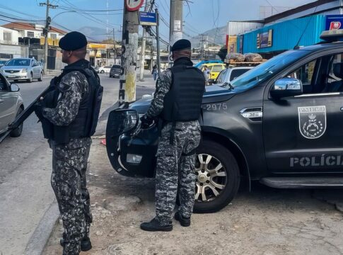 capitao-da-pm-e-preso-por-envolvimento-com-a-faccao-comando-vermelho
