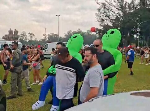 contatos-imediatos:-et´s-da-policia-apreendem-bebidas-falsas-em-sp.-veja-video