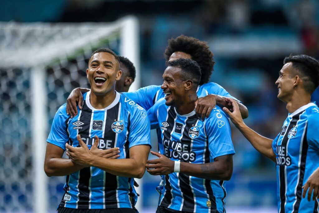 gremio-vence-novo-hamburgo-e-vai-a-semifinal-do-campeonato-gaucho