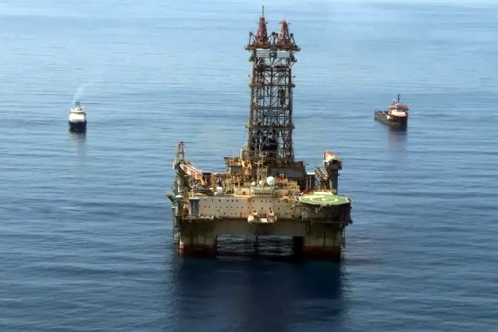 ibama-multa-petrobras-em-r$-2,5-milhoes-por-vazamento-na-foz-do-amazonas