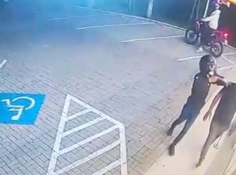 gcm-morre-baleado-ao-tentar-impedir-roubo-a-farmacia-em-sao-paulo.-veja-video