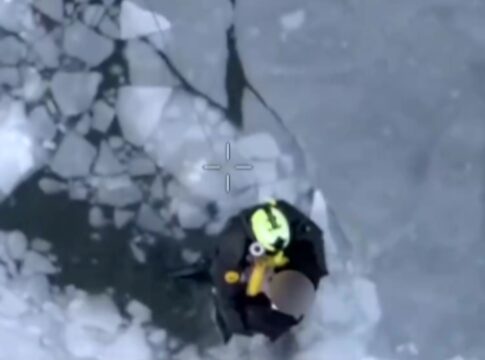 tres-jovens-sao-resgatados-apos-cairem-em-area-congelada-nos-eua