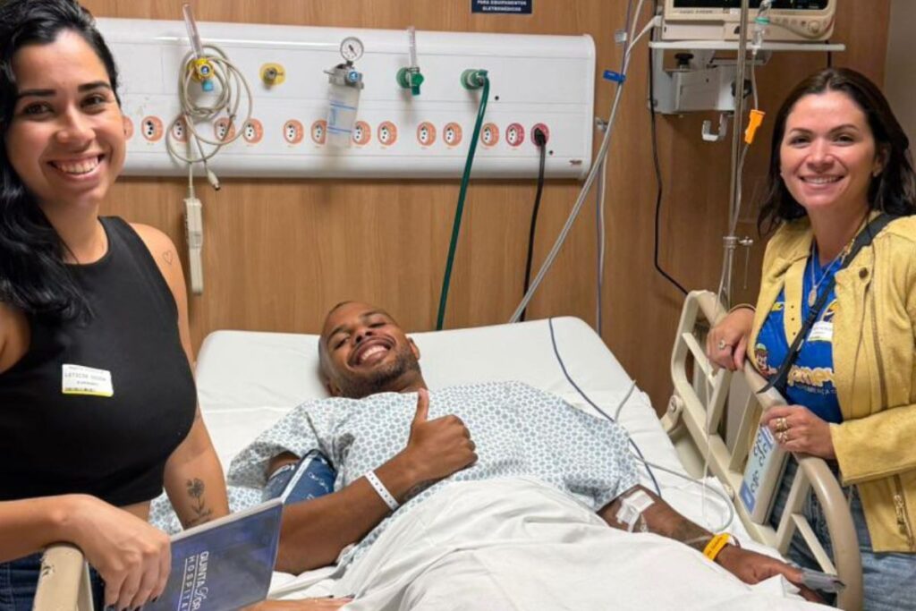 jogador-fala-pela-1a-vez-apos-convulsao-durante-jogo:-“o-pior-passou”