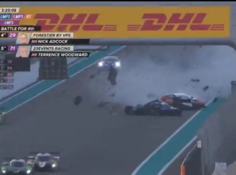 batida-impressionante-interrompe-corrida-da-asian-le-mans-series