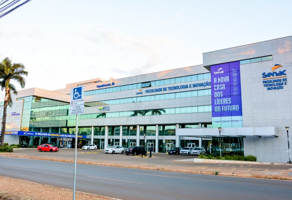 faculdade-senac-df:-ia-em-todos-os-cursos-e-35%-de-desconto-este-mes