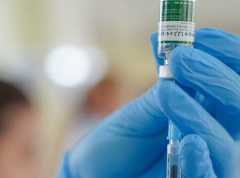 equipes-do-sus-comecam-a-receber-vacina-do-butantan-contra-a-dengue