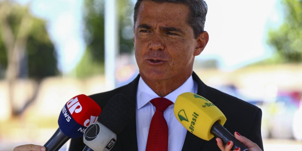 Moraes pede ao Exército manifesto sobre visita íntima a general preso moraes-pede-ao-exercito-manifesto-sobre-visita-intima-a-general-preso