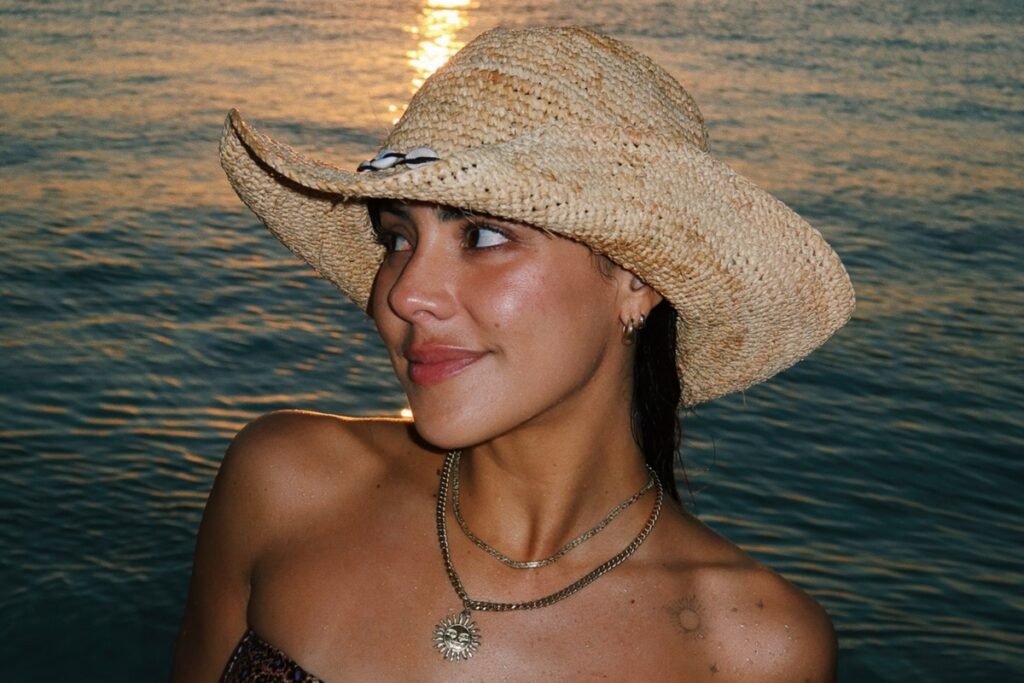 conheca-a-designer-de-joias-apontada-como-namorada-de-bad-bunny