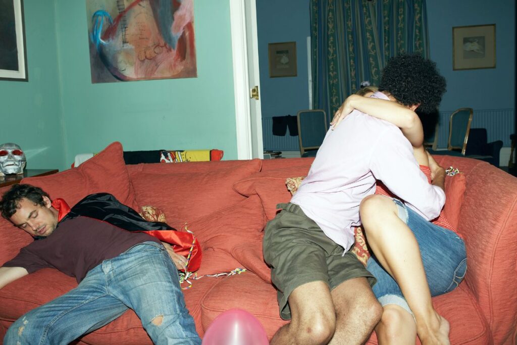 um-em-cada-tres-universitarios-usa-celular-no-sexo,-aponta-pesquisa