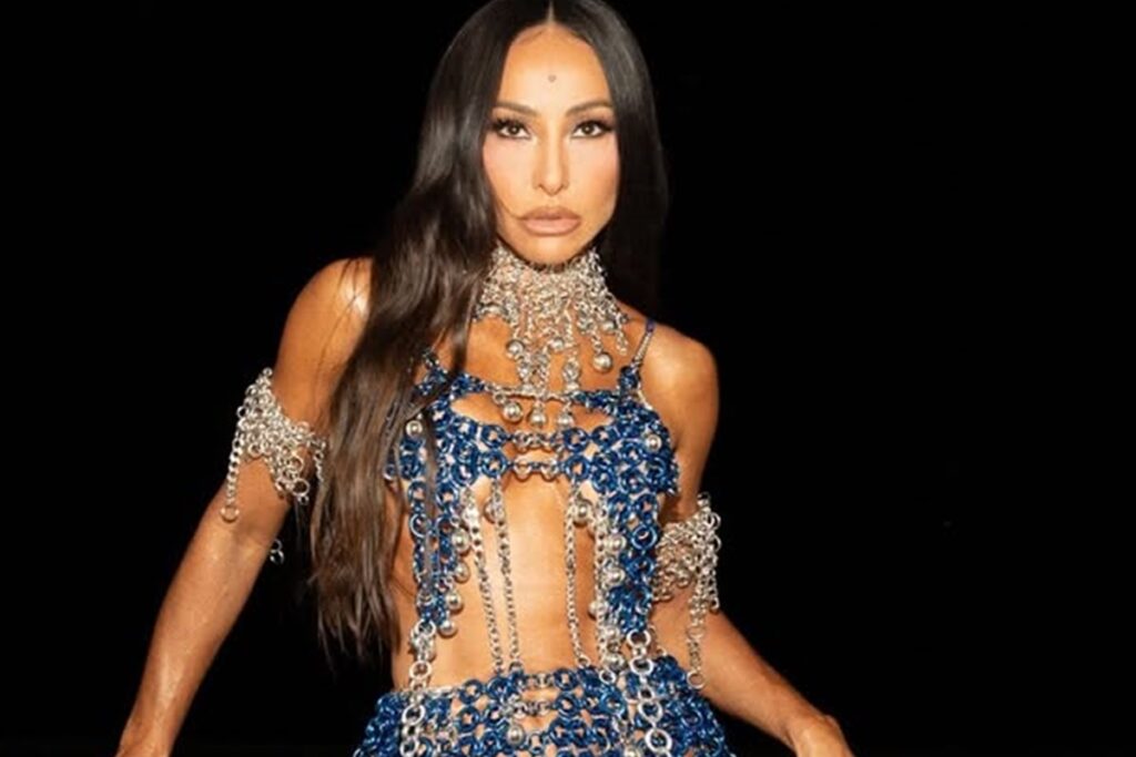 sabrina-sato-abre-o-jogo-sobre-planos-no-carnaval:-“ate-os-100-anos”.-veja-video