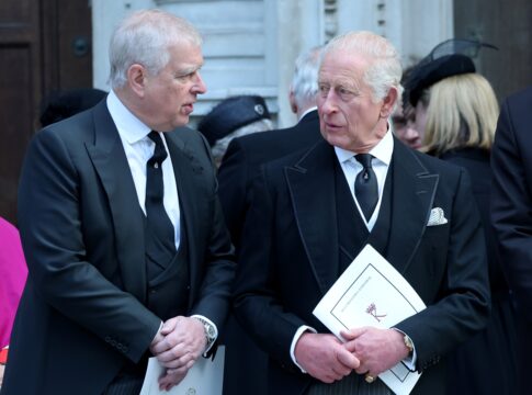 rei-charles-quebra-silencio-sobre-ligacao-de-andrew-com-caso-epstein