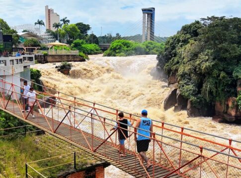 apos-chuvas,-vazao-do-rio-tiete-fica-acima-da-media-no-interior-de-sp