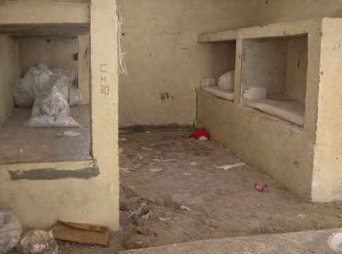 travestis-tocam-o-terror-na-colmeia,-ameacam-detentas-e-depredam-cela