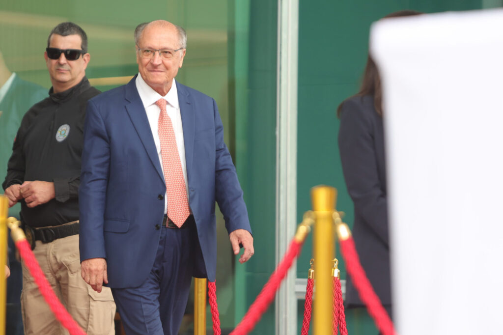 alckmin-sera-vice-de-lula-ou-nao-concorre,-diz-novo-lider-do-pl