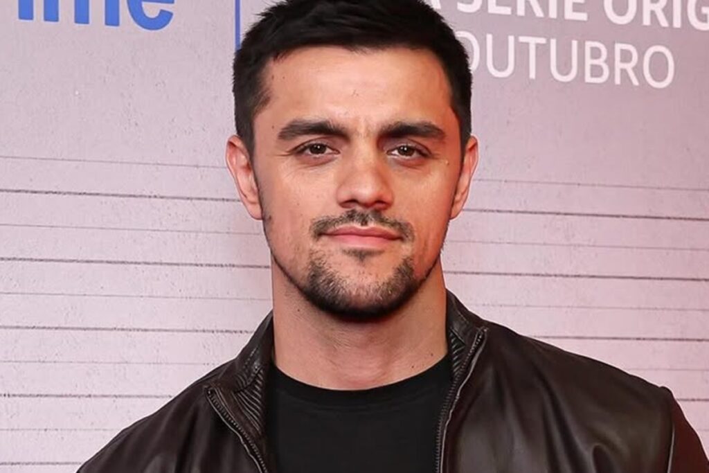 peca-e-adiada-apos-felipe-simas-sofrer-acidente-e-passar-por-cirurgia