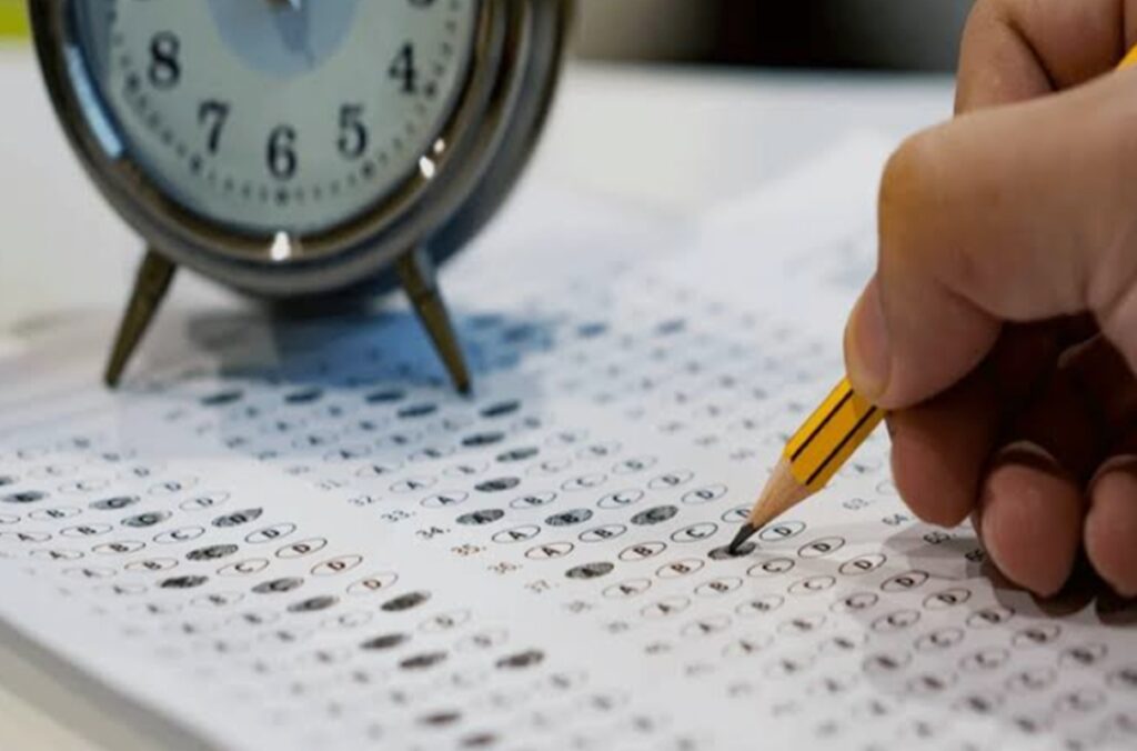 projetos-que-suspendem-prazos-de-validade-de-concursos-sao-aprovados