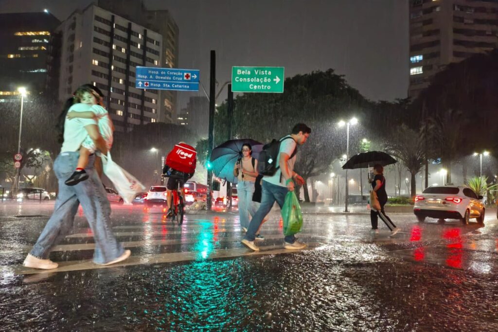 chuvas-em-sp:-cge-coloca-parte-da-capital-em-estado-de-atencao.-veja