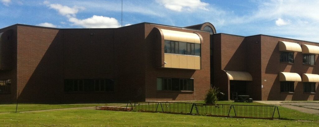 ataque-a-tiros-em-escola-no-canada-deixa-ao-menos-10-mortos