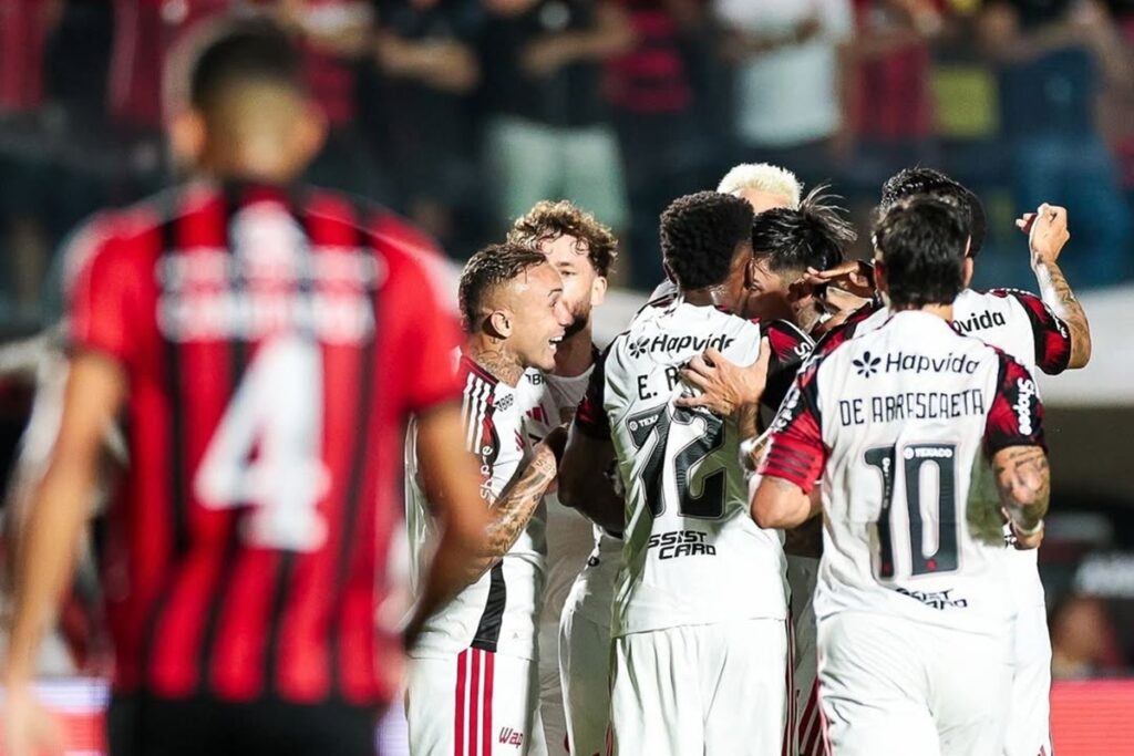flamengo-bate-vitoria-e-conquista-primeiro-triunfo-no-brasileirao-2026