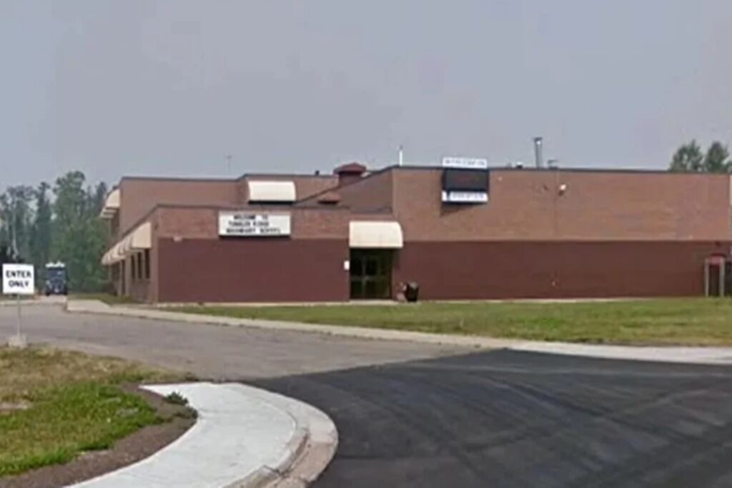 “terrivel-tragedia”,-diz-premie-do-canada-sobre-tiroteio-com-10-mortos