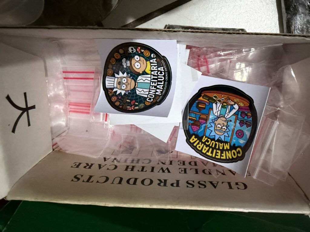 “confeiteiro-maluco”:-3-sao-presos-por-trafico-em-lojas-de-fachadas.-veja-video