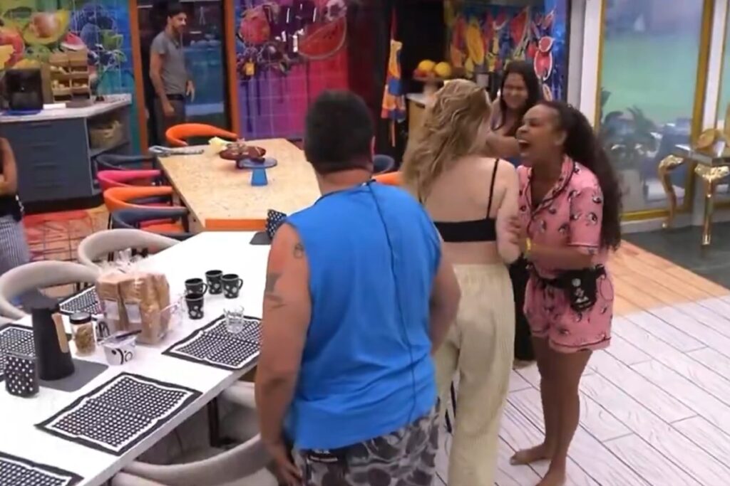 bbb-26:-veja-momento-da-suposta-agressao-de-sol-vega-contra-ana-paula