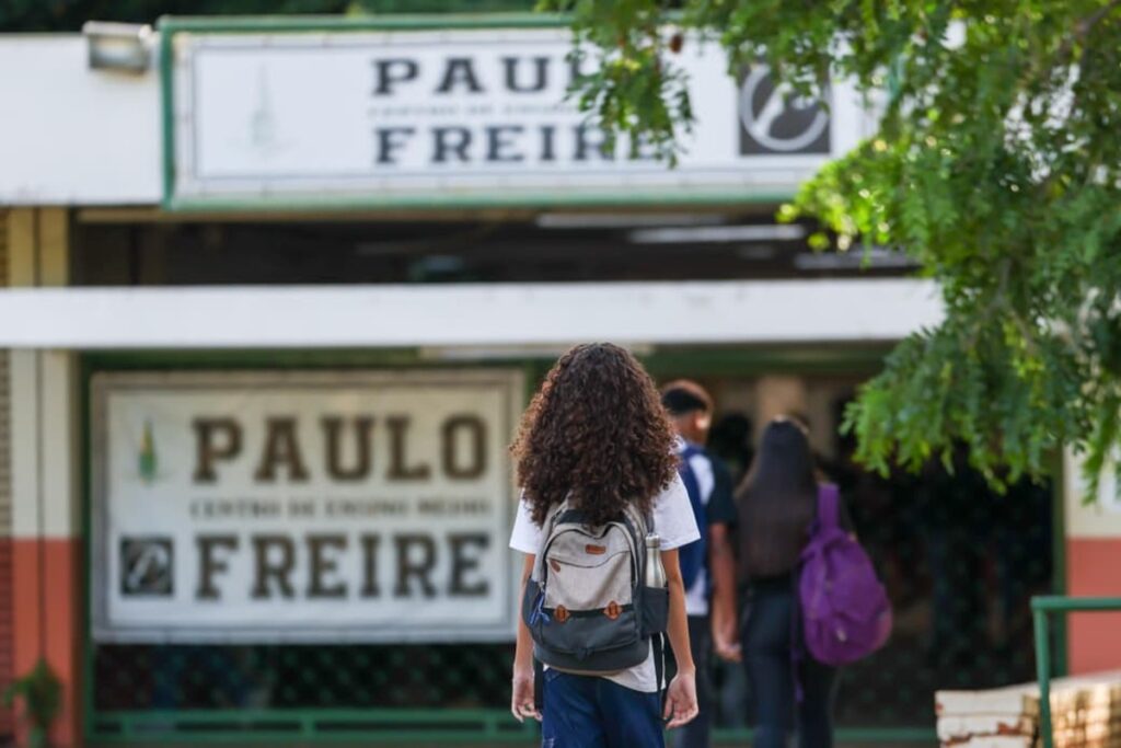 ansiedade-e-esperanca-marcam-retorno-as-aulas-de-448-mil-estudantes-no-df