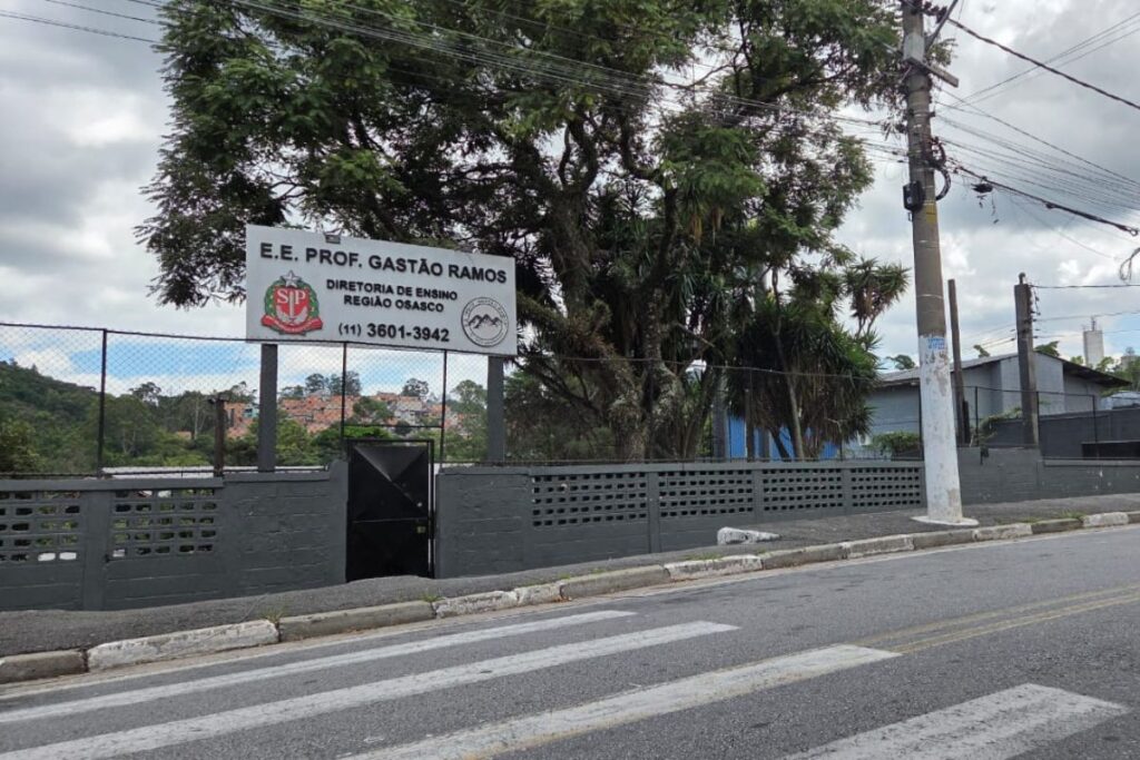 juiza-derruba-regra-sobre-aparencia-de-alunos-em-escola-civico-militar