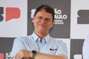 tarcisio-pediu-prisao-domiciliar-para-bolsonaro-a-ministros-do-stf