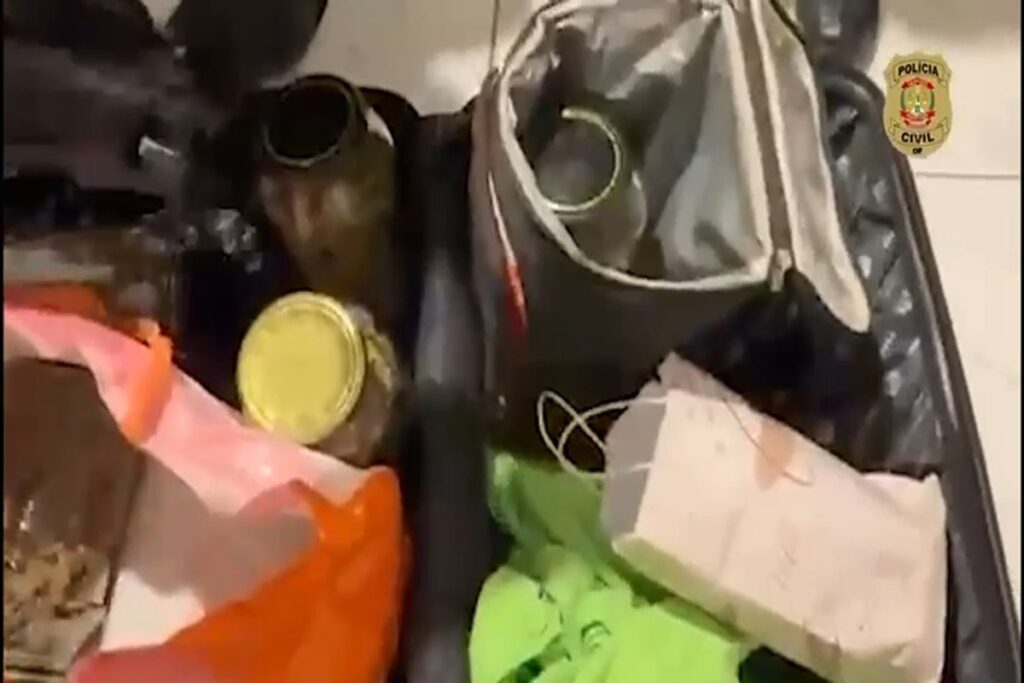 pcdf-prende-dupla-que-preparava-entrega-de-drogas-para-o-carnaval