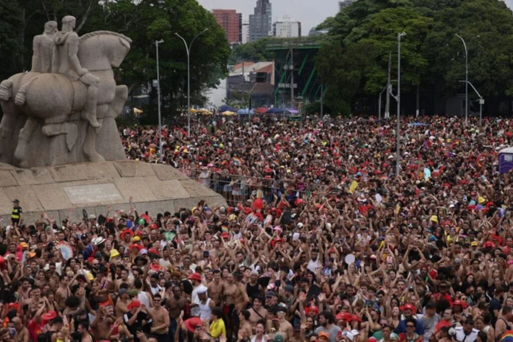 carnaval-sp:-veja-ruas-interditadas-e-esquema-de-transporte-no-feriado