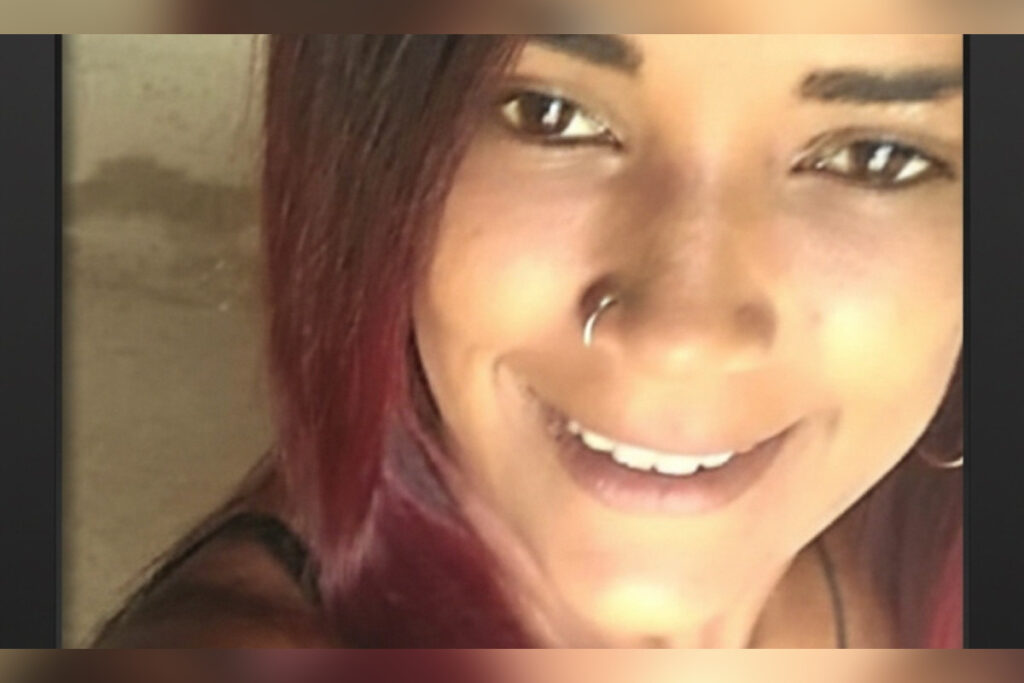 mulher-e-encontrada-morta-com-sinais-de-violencia-dentro-de-sofa-oco