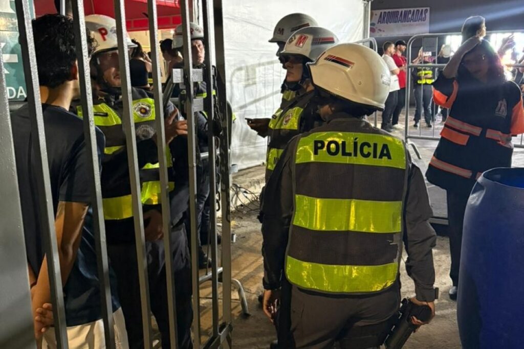 foragido-da-justica-e-flagrado-no-anhembi-e-preso-curtindo-o-carnaval