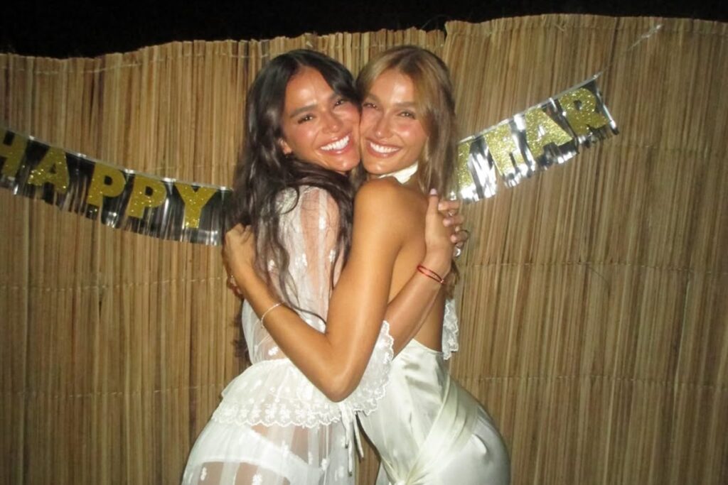 aparencia-de-bruna-marquezine-e-sasha-meneghel-vira-alvo-de-criticas