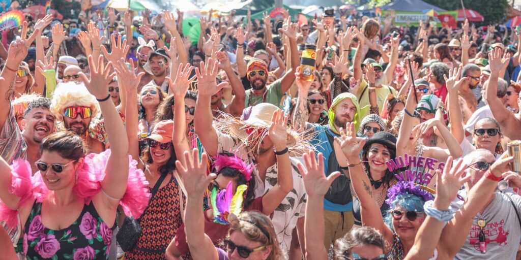 Charretinhas do Forró mantém folia de resistência na Vila Planalto charretinhas-do-forro-mantem-folia-de-resistencia-na-vila-planalto