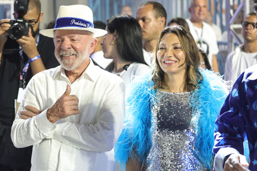 homenagem-a-lula-no-carnaval:-saiba-bastidores-dos-famosos-no-desfile