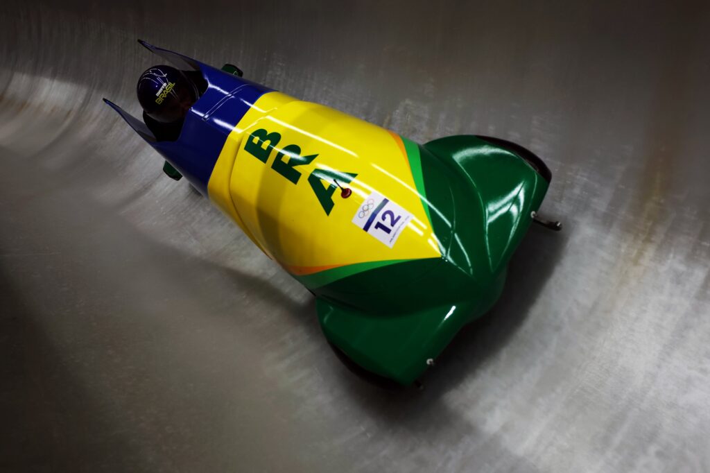 jogos-de-inverno:-brasil-e-24o-em-primeira-bateria-do-bobsled-2-man