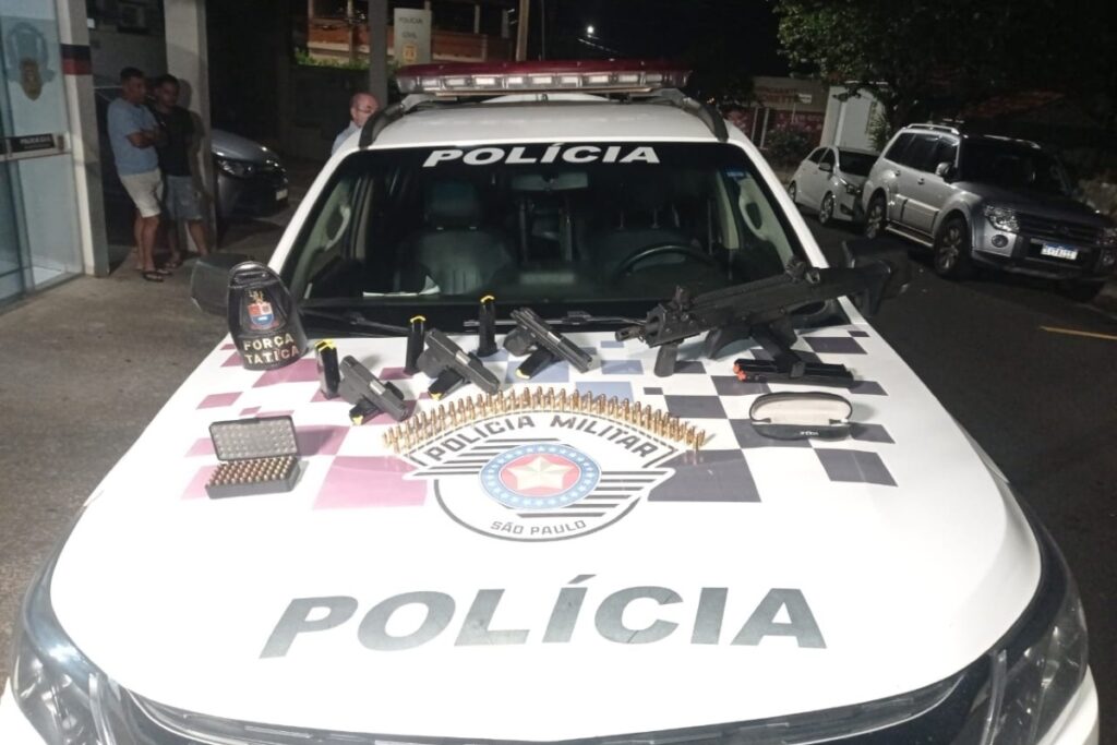 briga-de-vizinhos-por-som-alto-termina-com-cac-preso-em-condominio