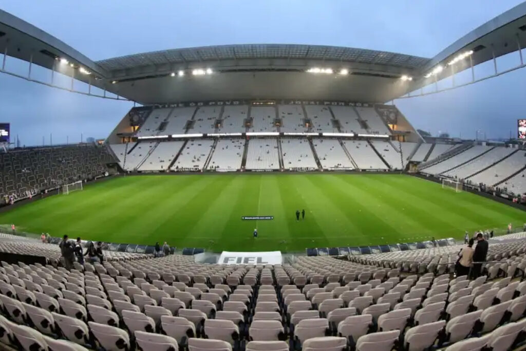 a-guerra-milionaria-no-corinthians-pela-gestao-do-fiel-torcedor-e-da-bilheteria