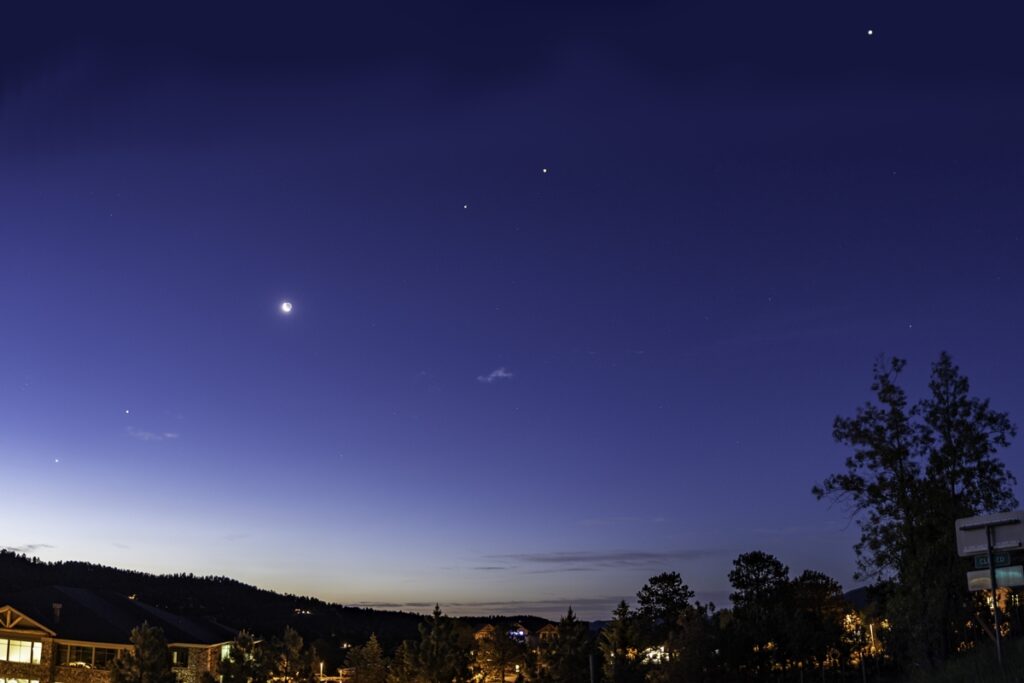 “desfile”-com-6-planetas-sera-visivel-do-brasil-no-fim-de-fevereiro